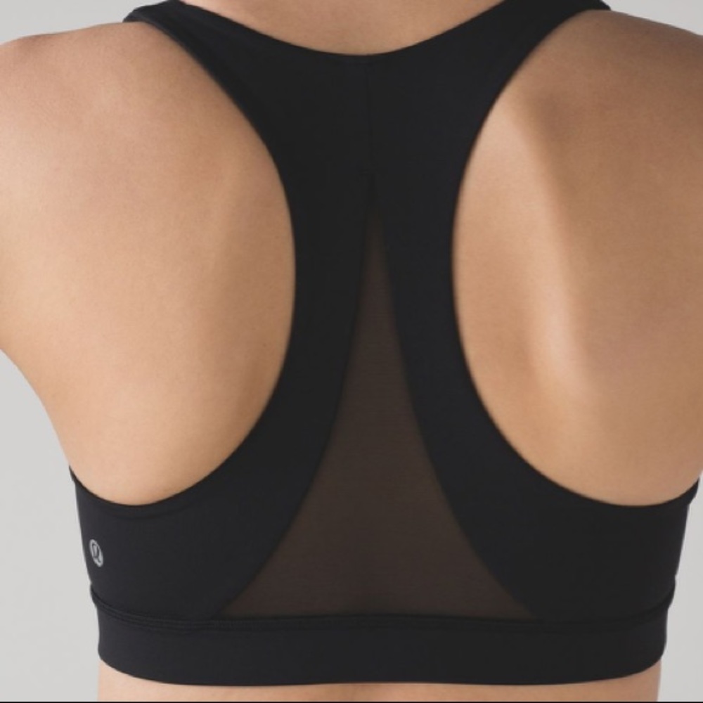 NWOT Lululemon Invigorate Bra In Black
